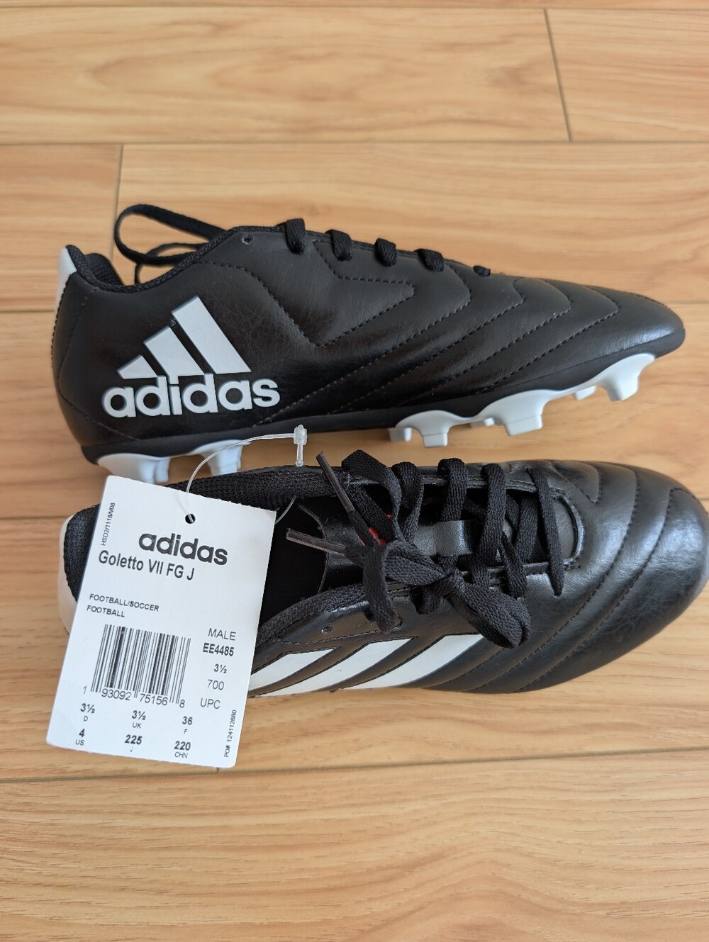 BNWT Adidas Goletto VII Black and White Youth Soccer Cleats